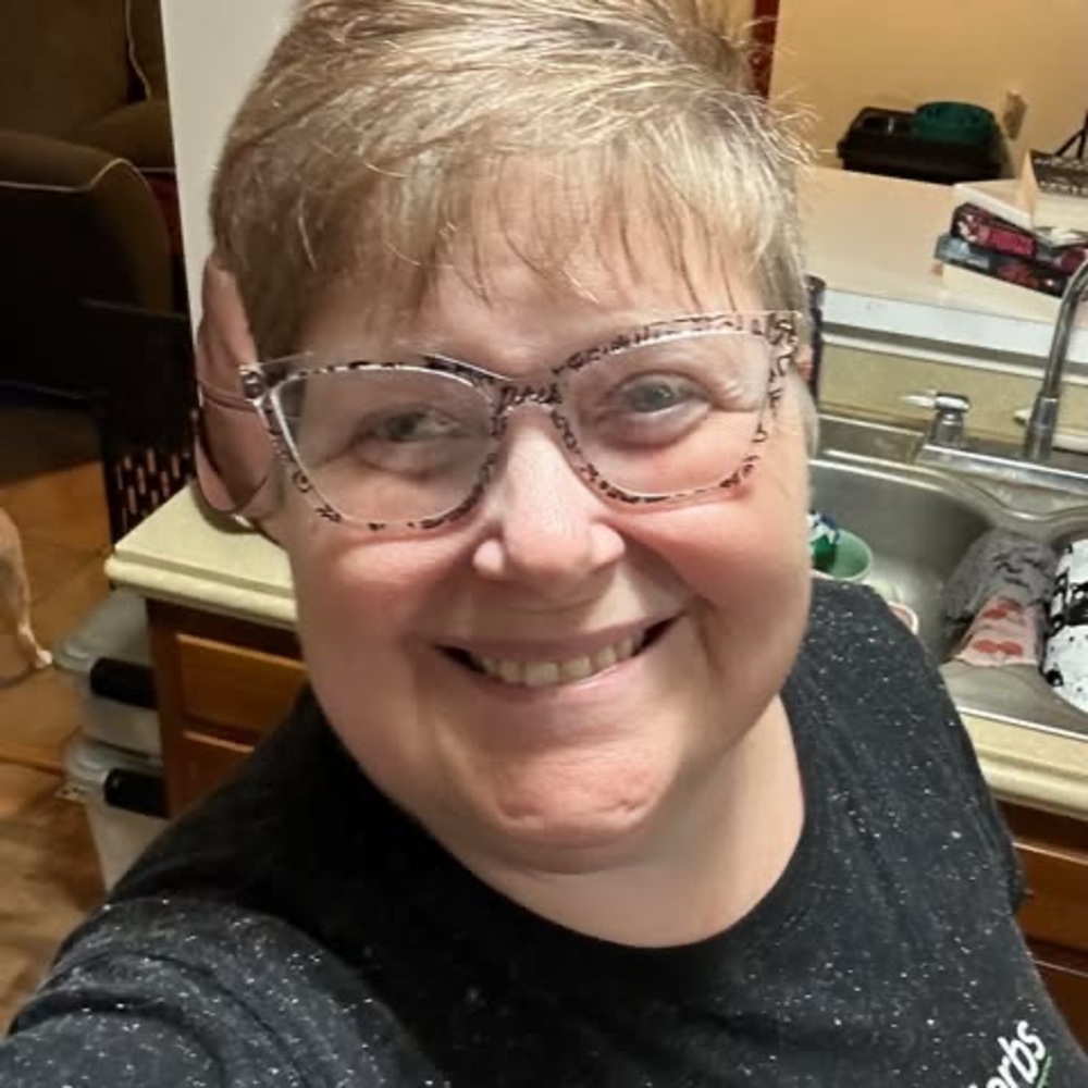Meet your Posher, Jennie
